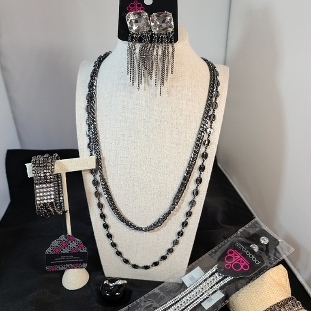 Paparazzi 6 Piece Jewerly Bundle Gunmetal Galore